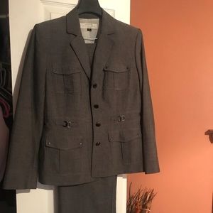Tahari Pant suit